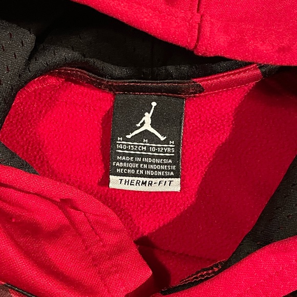Jordan Therma Fit Hoodie -Boys Size M - Picture 9 of 15